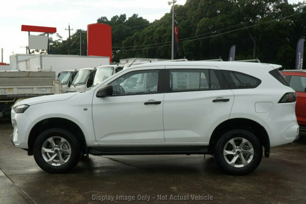 2026 MY25.5 Isuzu MU-X RJ LS-M SUV Image 15
