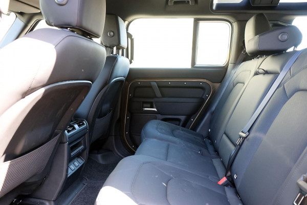 2026 Land Rover Defender L663 110 D350 X-Dynamic SE SUV