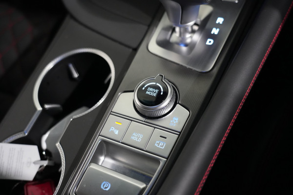 2025 Genesis G70 3.3t Sport Lux Sedan Image 16