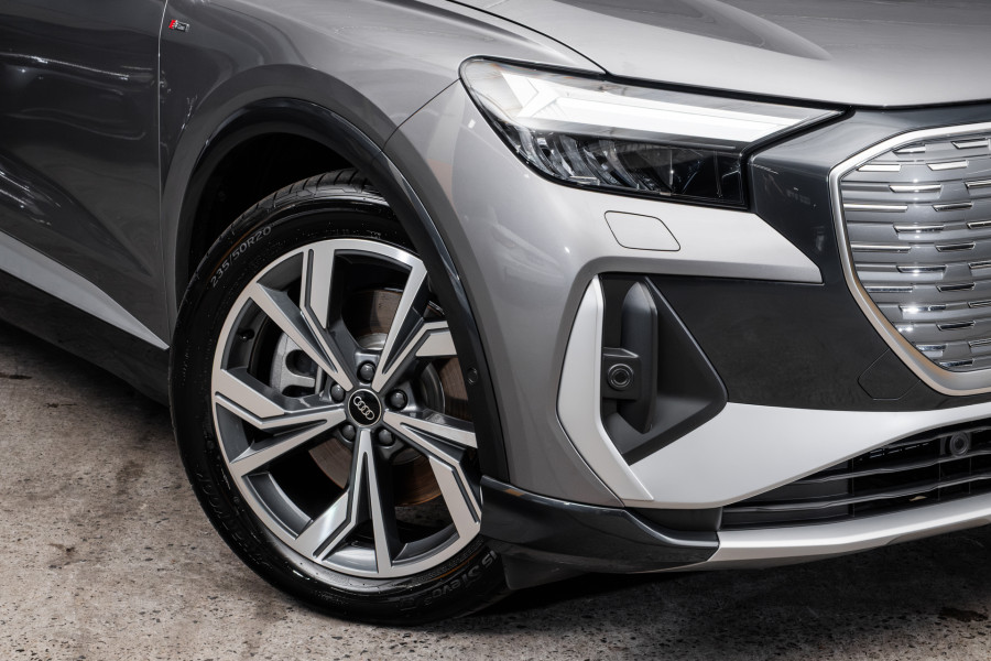 2025 Audi Q4 e-tron F4 45 SUV