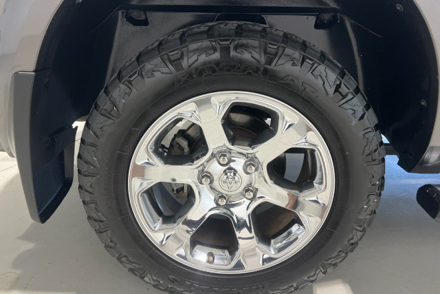 2019 Ram 1500 DS Laramie Ute Image 16