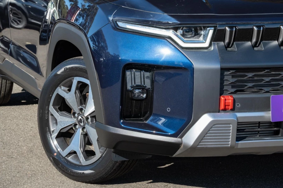 2025 KGM Torres J116 Adventure SUV Image 6