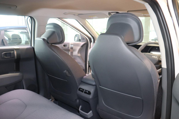 2026 MY27 Kia EV3 SV Air Long Range SUV Image 24