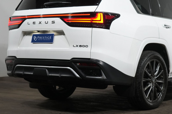 2023 Lexus Lx600 F Sport SUV image 8