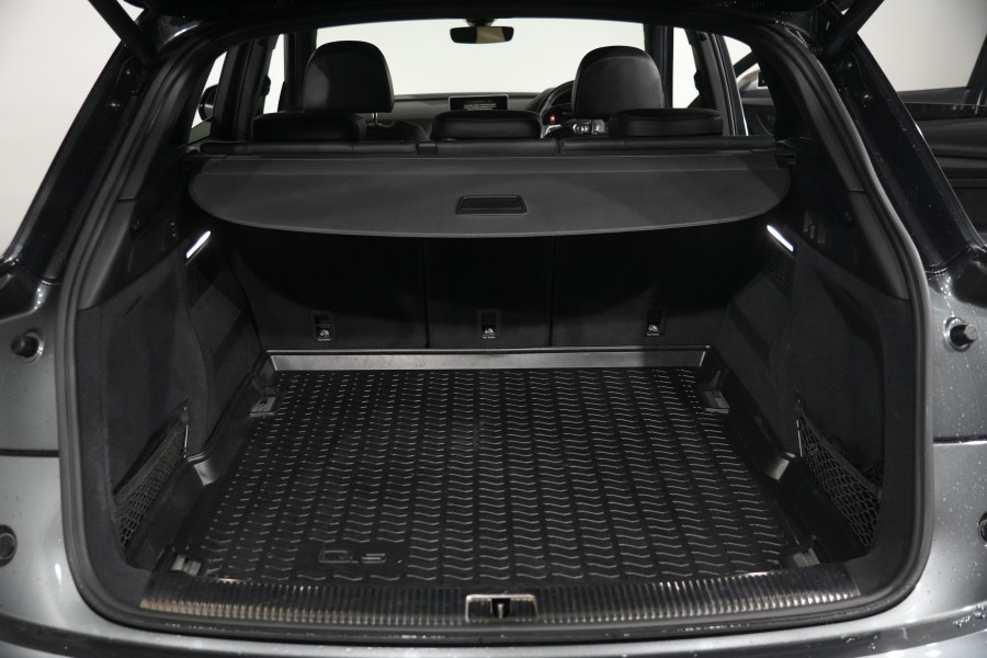 2018 Audi SQ5 FY  SUV Image 38