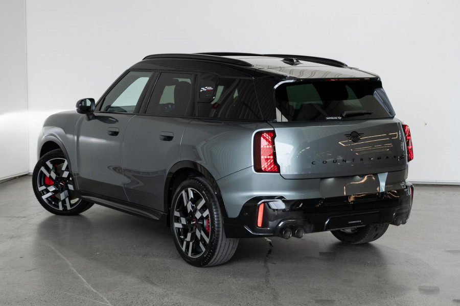 2025 MINI Countryman U25 JCW Favoured SUV