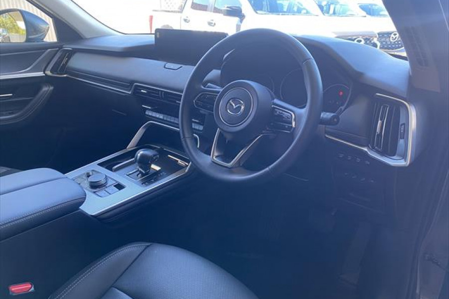 2024 Mazda CX-80 KL G40e Touring SUV Image 14