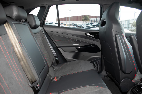 2025 MY25.5 Volkswagen ID. 4 E2 GTX SUV Image 10