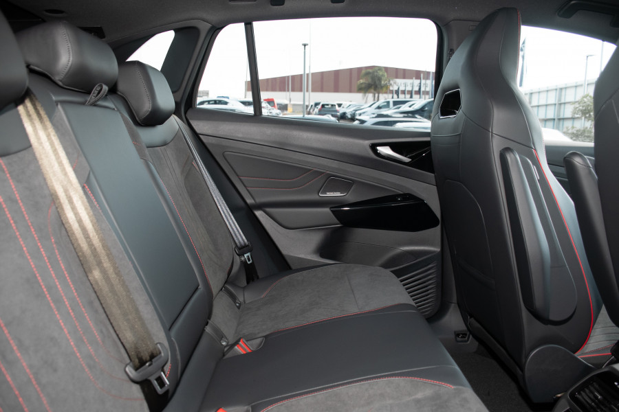 2025 MY25.5 Volkswagen ID. 4 E2 GTX SUV Image 10