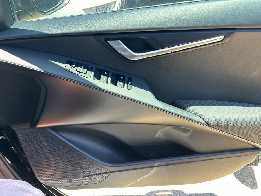 2024 Kia Niro SG2 EV S SUV Image 31