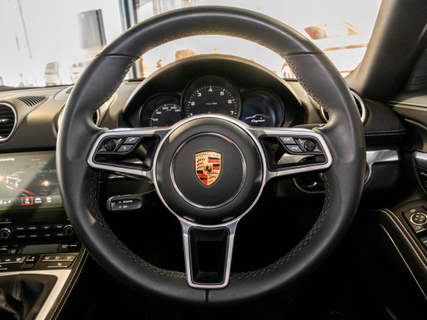 2024 Porsche Cayman Cayman - Style Edition Coupe image 11