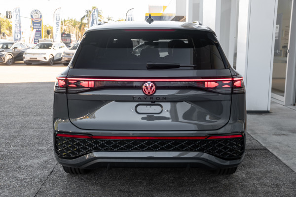 2025 MY26 Volkswagen Tayron R4 195TSI R-Line SUV image 5