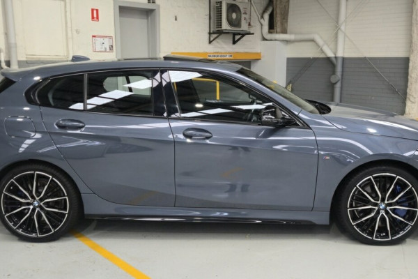 2021 BMW 1 Series F40 M135i xDrive Hatch Image 4