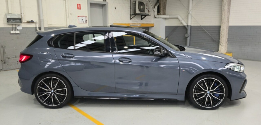 2021 BMW 1 Series F40 M135i xDrive Hatch Image 4