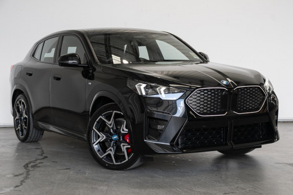 BMW iX2 eDrive20 M Sport U10