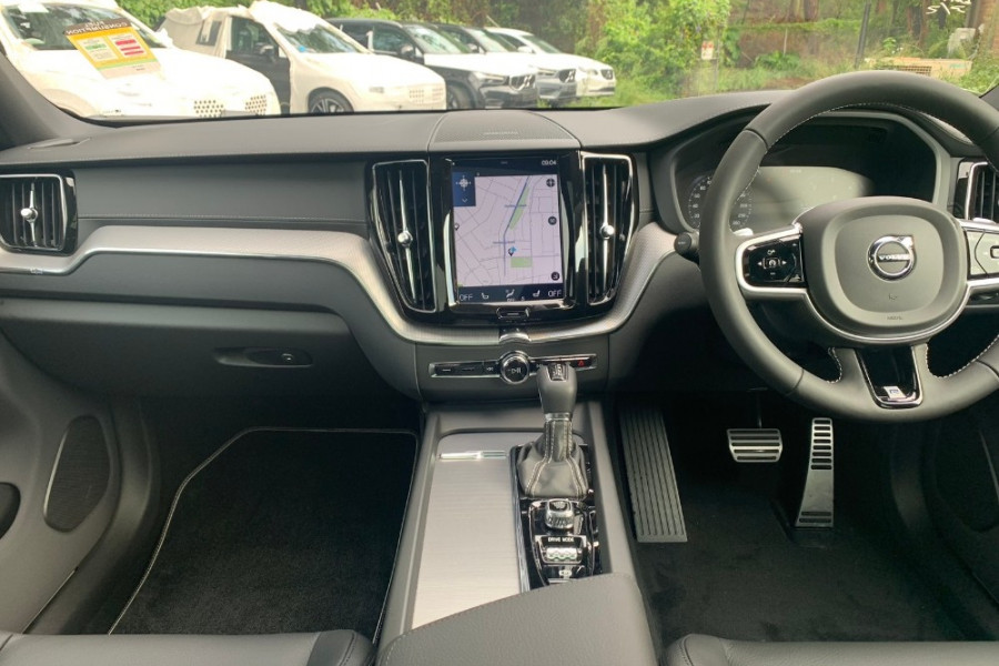 2020 Volvo XC60 UZ D5 R-Design Suv Image 10