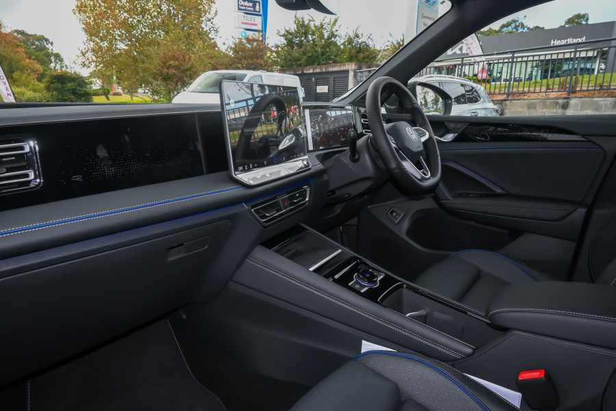 2025 MY26 Volkswagen Tiguan CT 195TSI R-Line SUV