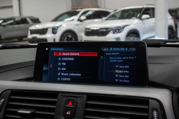 2018 BMW 3 Series F30 LCI 330i M Sport Sedan image 18