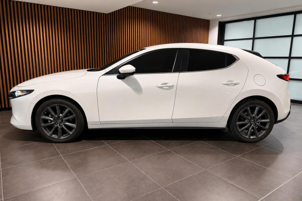 2026 Mazda 3 BP Series G20 Evolve Hatch Image 6