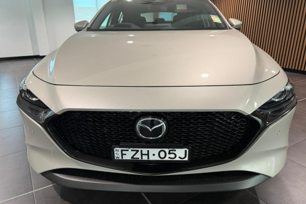 2025 Mazda 3 BP Series G20 Pure Hatch Image 5