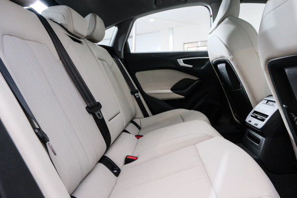2025 Audi A5 B10 TFSI 150kW S line Sedan image 9