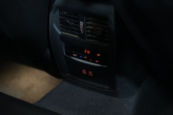 2022 BMW M3 Sedan Image 27