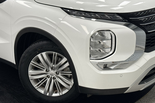 2023 Mitsubishi Outlander ZM LS SUV