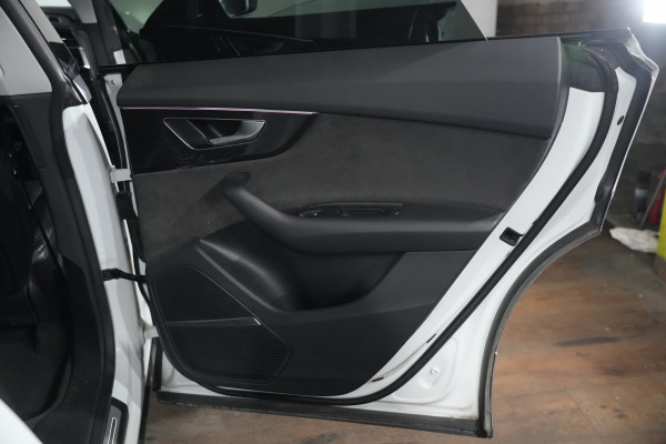 2019 Audi Q8 F1 55 TFSI SUV image 37