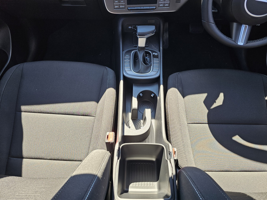 2026 Hyundai KONA SX2.V3  SUV Image 17