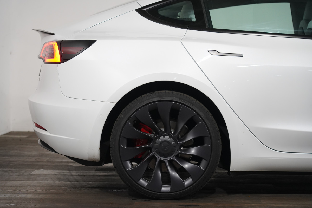 2021 Tesla Model 3 3 Performance Sedan Image 6
