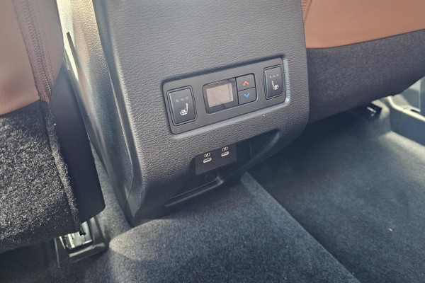 2025 Mitsubishi Outlander ZM Exceed Tourer SUV Image 11