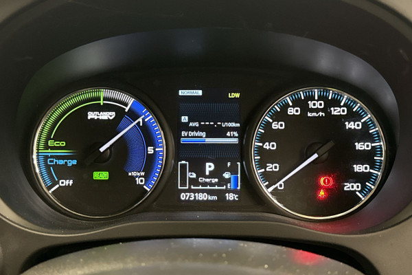 2020 Mitsubishi Outlander ZL PHEV ES SUV Image 5