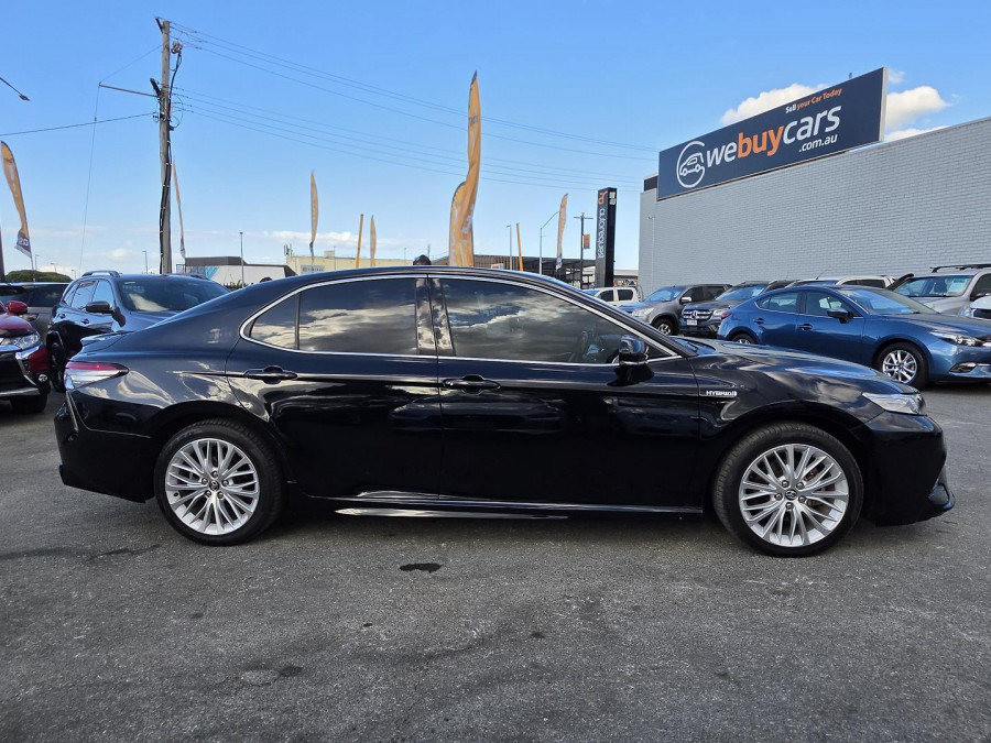 2019 Toyota Camry AXVH71R SL Sedan Image 6