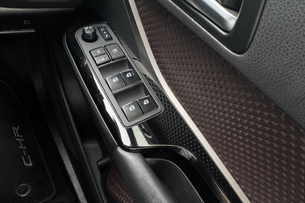 2019 Toyota C-HR NGX10R Koba SUV Image 28