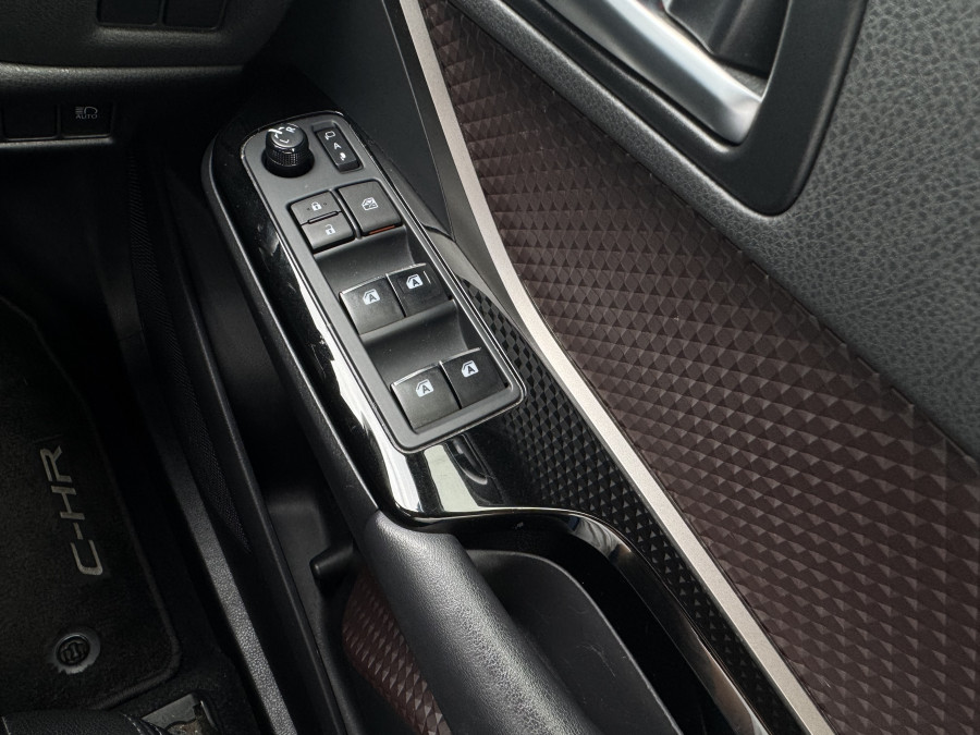 2019 Toyota C-HR NGX10R Koba SUV Image 28