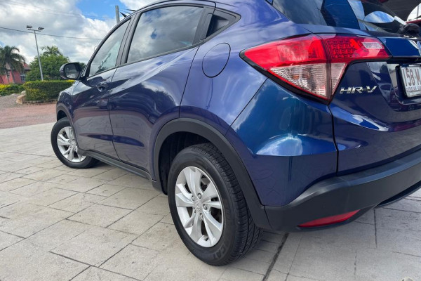 2016 Honda HR-V VTi SUV Image 5