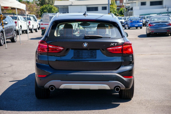 2015 BMW X1 F48 sDrive20i SUV Image 3