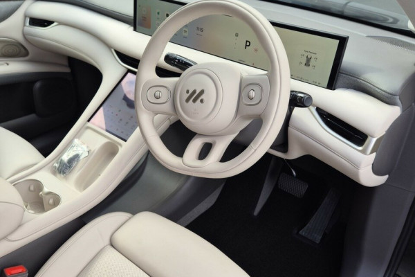 2025 MG IM6 S12L Premium SUV Image 8