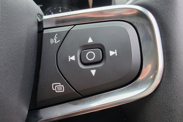 2018 MY19 Volvo XC40 XZ T4 Inscription SUV Image 26