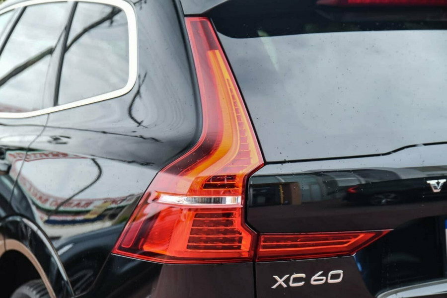 2019 MY20 Volvo XC60 UZ MY20 T5 AWD Momentum Suv Image 21