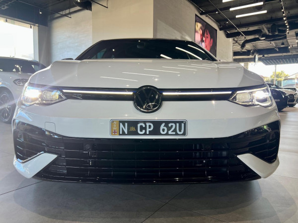 2024 Volkswagen Golf 8 R Hatch image 8