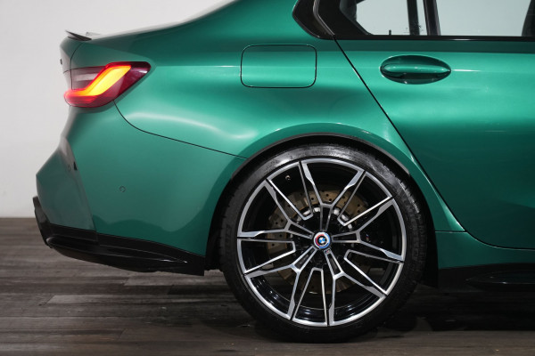 2022 BMW M3 Sedan Image 6
