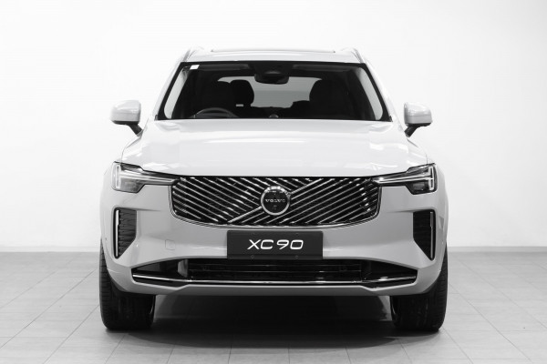2026 Volvo XC90 L Series Ultra B5 Bright SUV Image 2