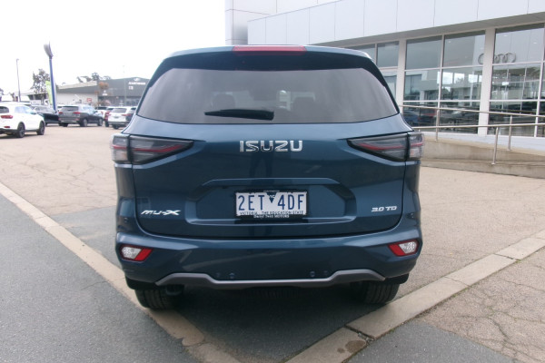 2023 MY24 Isuzu MU-X RJ LS-T SUV Image 8
