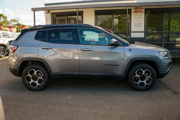 2022 MY23 Jeep Compass M6 Trailhawk SUV