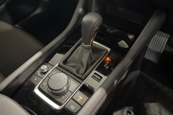 2025 Mazda 3 BP Series G20 Pure Hatch Image 14