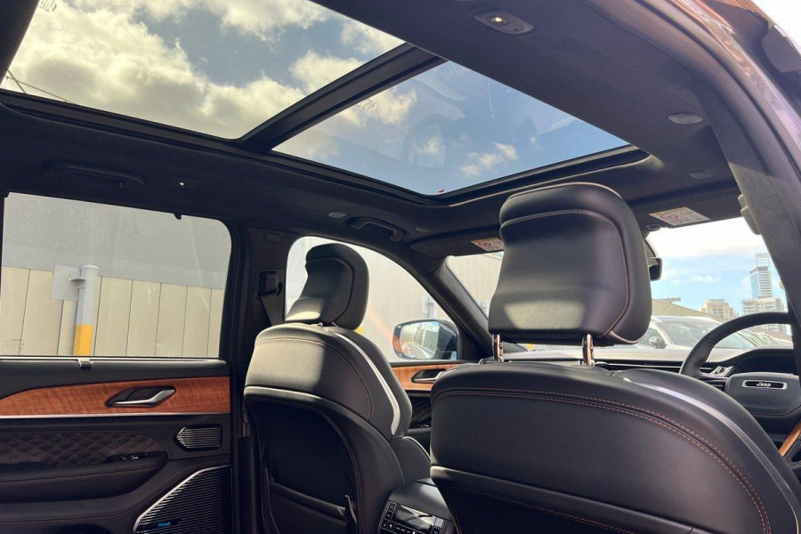 2022 MY23 Jeep Grand Cherokee WL Summit Reserve 4xe SUV Image 21