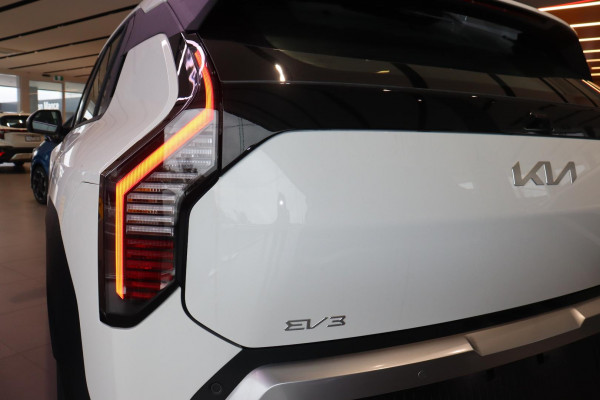 2026 MY27 Kia EV3 SV Air Long Range SUV Image 8