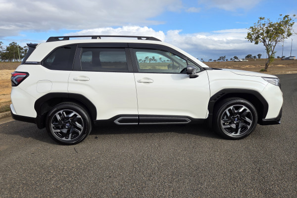 2025 MY26 Subaru Forester S6 2.5i Premium SUV Image 2