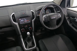 2019 Isuzu UTE D-MAX LS-M Crew Cab Ute 4x4 Utility Image 5